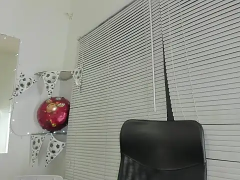 IvyKarter online show from July 8, 12:42 pm