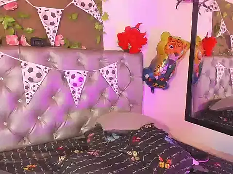 IvyKarter online show from June 19, 1:16 pm
