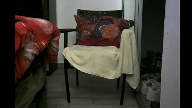 3LEGSSS online show from June 8, 8:43 pm