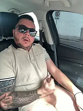 Diegohernan17 online show from June 30, 6:09 pm