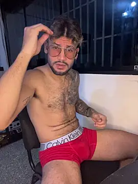 thedragonboyxxx online show from August 1, 1:04 am