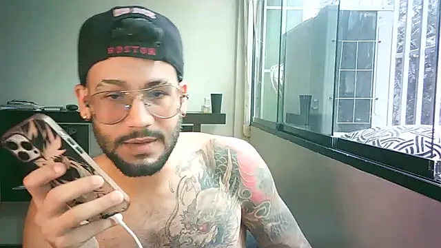 thedragonboyxxx online show from August 6, 8:15 pm