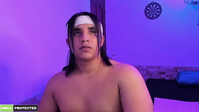 latinboyfit online show from May 17, 4:25 pm