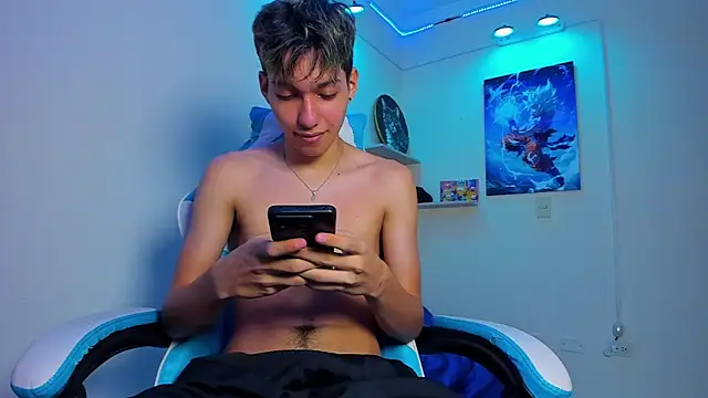 harry jonshon69 online show from May 13, 10:18 pm