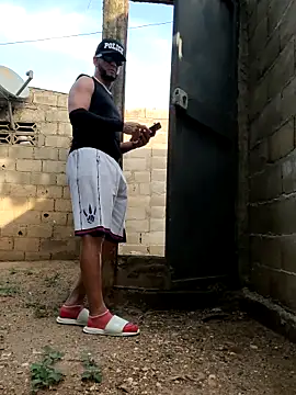 PIGHIGHDIRTY p0 online show from May 14, 9:46 pm