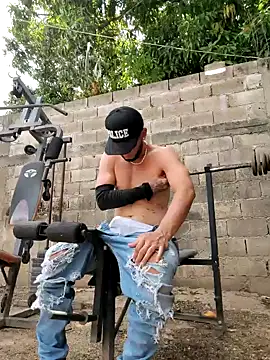 PIGHIGHDIRTY p0 online show from April 29, 5:52 pm