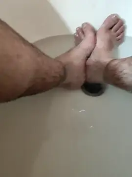 Mm7oon nek online show from June 13, 3:32 pm