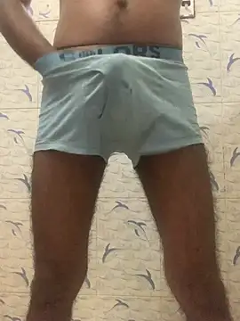 Rahulkumaro1 online show from May 1, 2:59 am