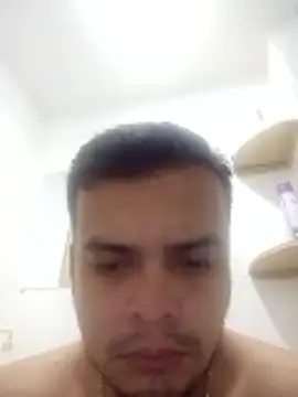 soytorres92 online show from June 14, 6:37 am