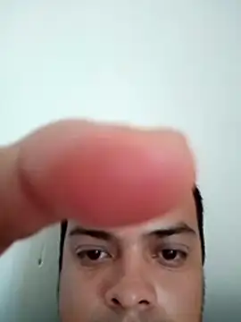 soytorres92 online show from April 6, 4:08 pm