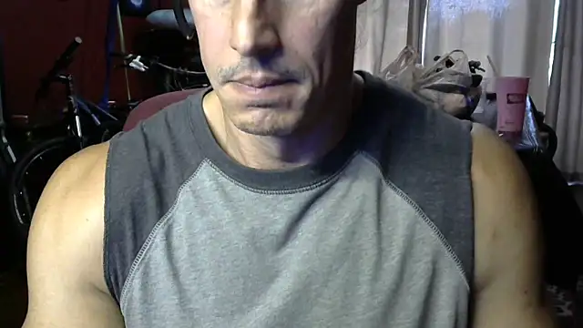 koolchillfun696969 online show from May 15, 12:20 am
