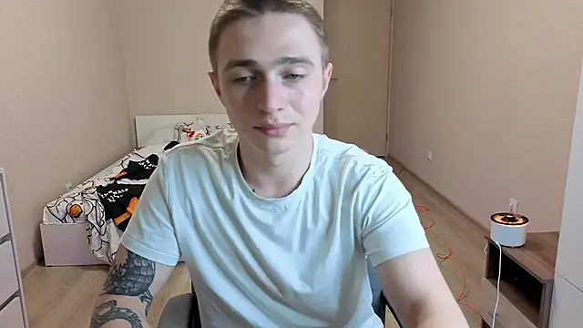 LEO  MILLER online show from May 19, 9:54 pm