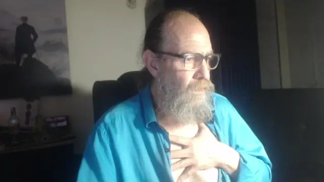 Uncle Hottie online show from July 29, 11:26 pm