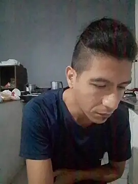 Rodrigohernan19 online show from August 2, 8:56 am