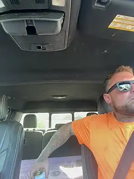 WIDBIGWHITECOCK online show from May 20, 9:21 pm