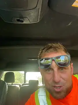 WIDBIGWHITECOCK online show from May 26, 9:44 pm