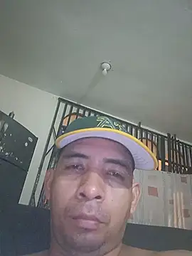 paladito01 online show from May 16, 5:16 am