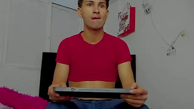 camilo model online show from May 6, 3:51 am
