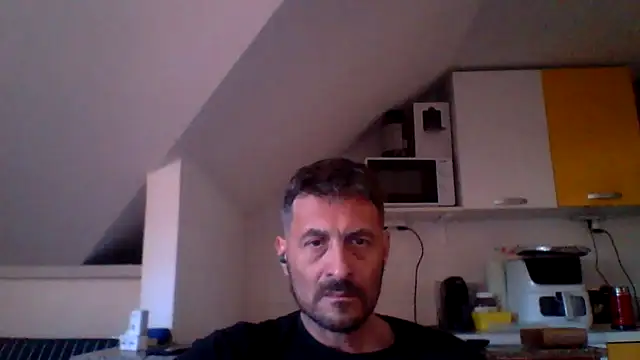 colosone online show from May 11, 4:15 pm