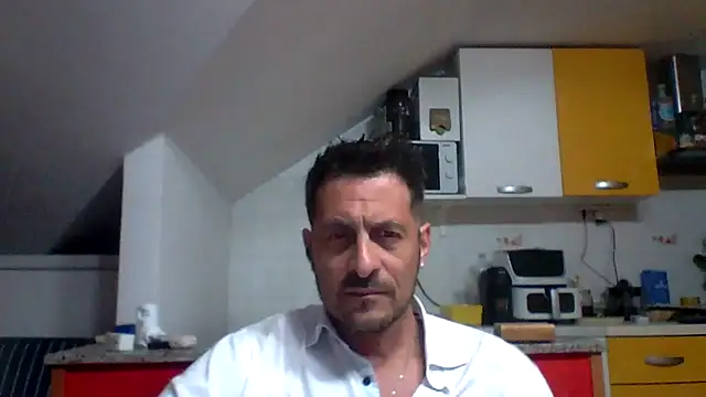colosone online show from May 2, 11:07 pm