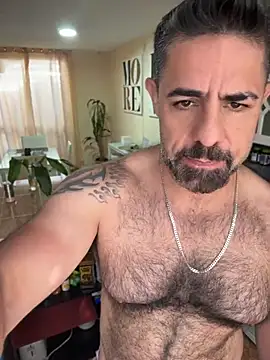 wolfbucker online show from July 29, 3:11 pm