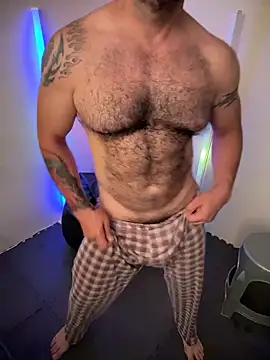 wolfbucker online show from May 8, 4:07 pm