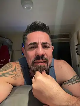 wolfbucker online show from July 28, 6:10 am