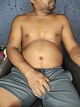 Exotic-criti online show from July 30, 2:33 am