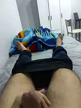 gokmenxl online show from February 7, 9:53 pm