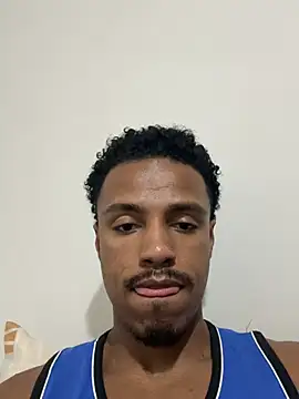 LorenzoBlack27 online show from August 3, 9:43 pm