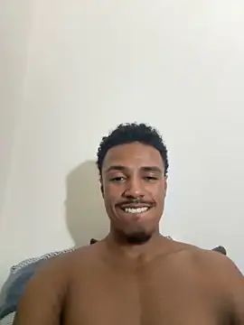 LorenzoBlack27 online show from May 9, 12:44 am
