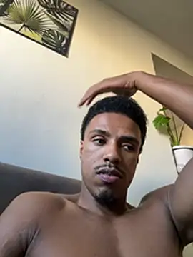 LorenzoBlack27 online show from May 3, 8:00 pm