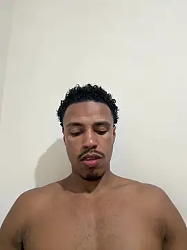 LorenzoBlack27 online show from July 28, 11:36 pm