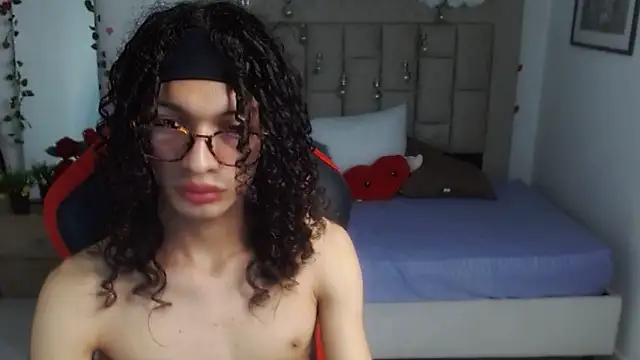 Axel fox77 online show from May 25, 1:34 am