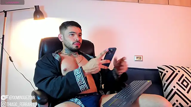 thiago ferrari  online show from May 1, 3:54 am
