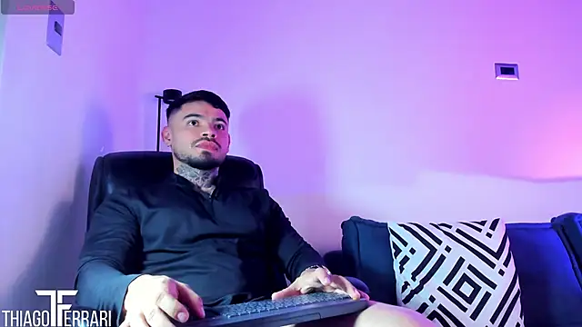 thiago ferrari  online show from April 26, 12:41 am