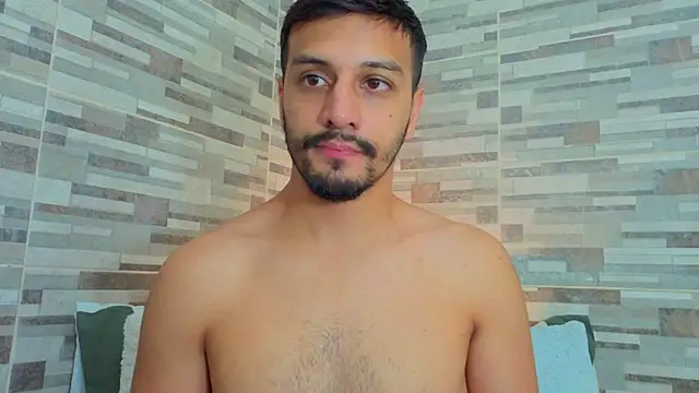 joelcallvil1 online show from May 15, 9:12 pm