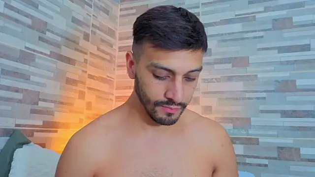 joelcallvil1 online show from May 21, 11:42 pm