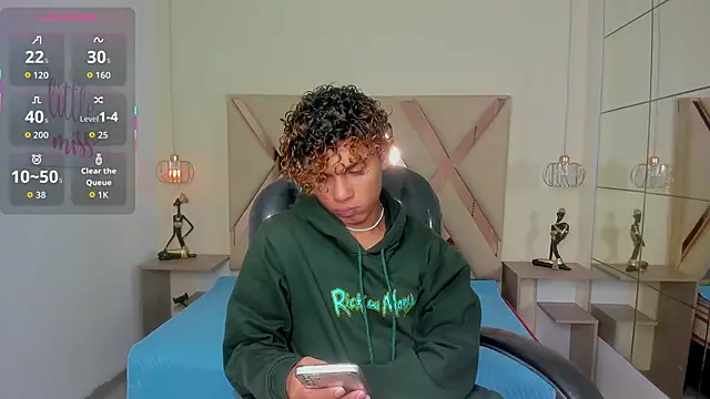 Anyelo Twink online show from May 12, 4:10 am