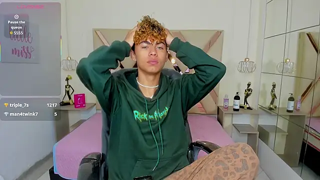 Anyelo Twink online show from May 24, 7:47 am