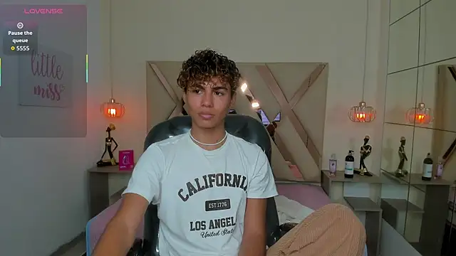 Anyelo Twink online show from May 25, 8:59 pm