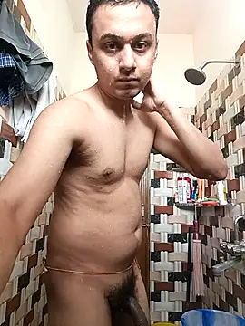 Uzieham22 online show from May 6, 3:29 am