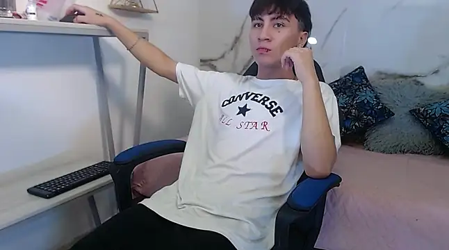 XanderGrey8 online show from April 30, 8:57 pm