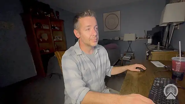 chrisw8140 online show from August 6, 4:29 am