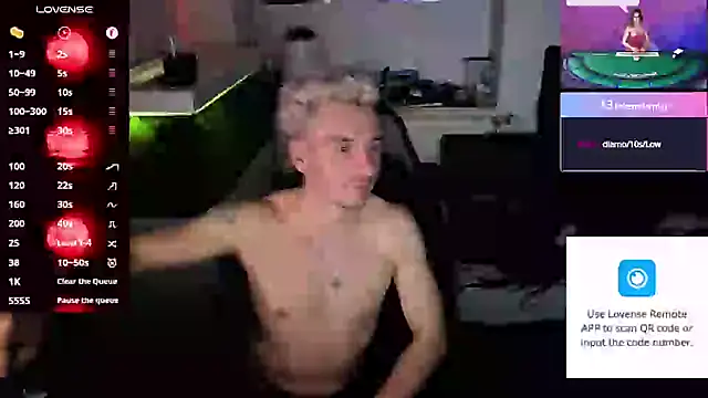 Rayzel White online show from May 16, 1:58 am