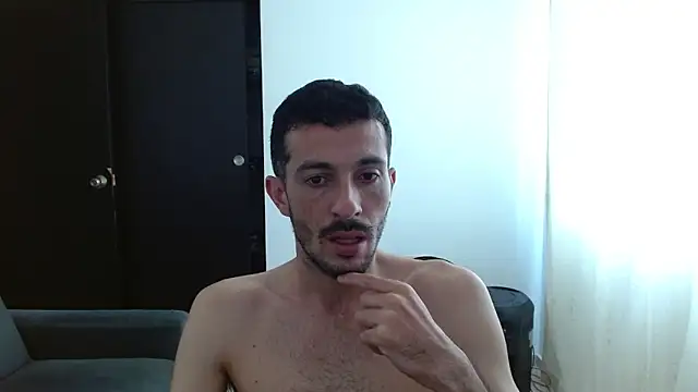 maskguy23 online show from July 31, 3:00 pm