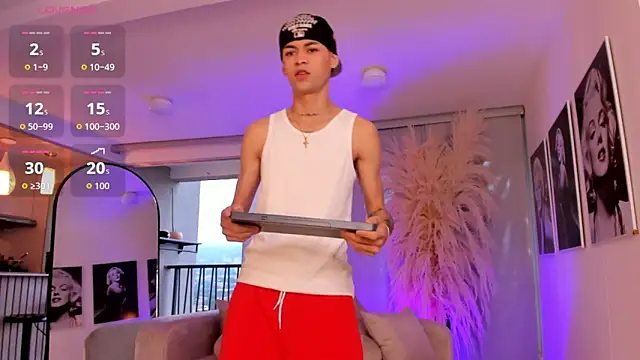 LennerCollins  online show from June 17, 11:12 am
