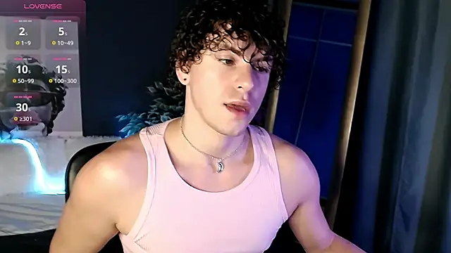 TylerGibson online show from June 16, 3:31 am