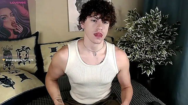 TylerGibson online show from May 16, 3:54 pm