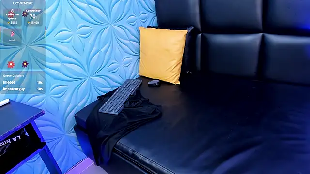 sky velvet online show from April 29, 5:52 pm